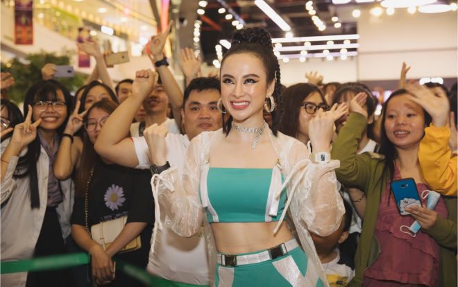 Đang thăng hạng nhan sắc, Angela Phương Trinh bỗng xấu toàn tập với bộ cánh cosplay siêu nhân bị hỏng