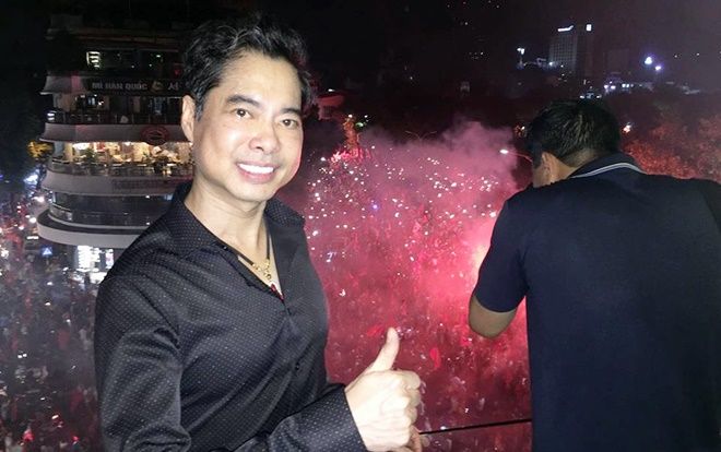 Tối 5/9, danh ca Ngọc Sơn làm điều chưa từng có để cổ vũ Việt Nam đấu Thái Lan