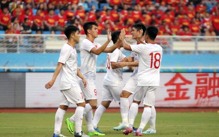 CĐV châu Á: 'Chỉ vài năm nữa, Việt Nam sẽ được dự World Cup'
