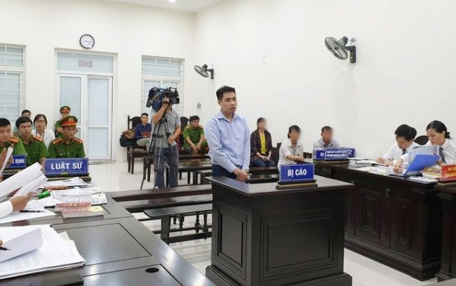 Nhân chứng vụ bé gái bị gã bán thịt lợn chở vào vườn chuối xâm hại, đánh gãy răng: 'Đến bây giờ tôi nghĩ lại vẫn sợ vì nó dã man quá'