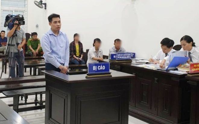 Nỗi đau người cha bé gái 9 tuổi bị gã bán thịt lợn chở vào vườn chuối xâm hại: 'Gia đình tôi muốn bị cáo chịu án tử hình'