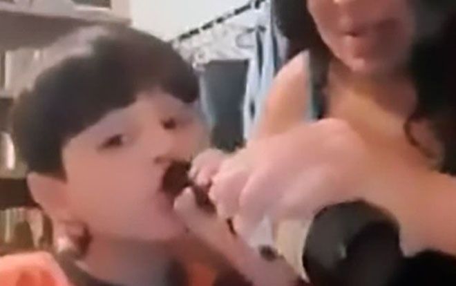 Bà mẹ dạy con hút thuốc và tu rượu bia như nước lọc thổi bùng sự phẫn nộ