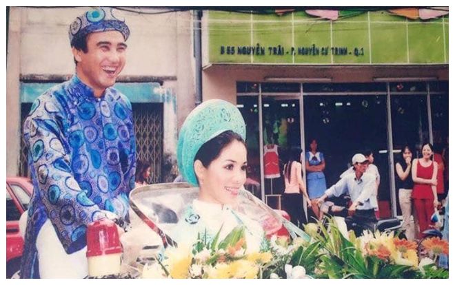 Kỷ niệm 14 năm ngày cưới, MC Quyền Linh gây bão mạng với lời nhắn nhủ đầy ngọt ngào đến bà xã