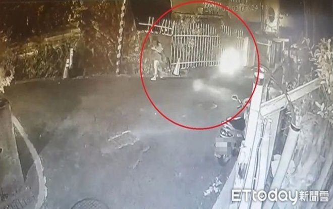 Gã biến thái quấy rối nữ sinh vào đêm khuya, bị bắt còn ngụy biện: 'Tưởng là bạn gái cũ'