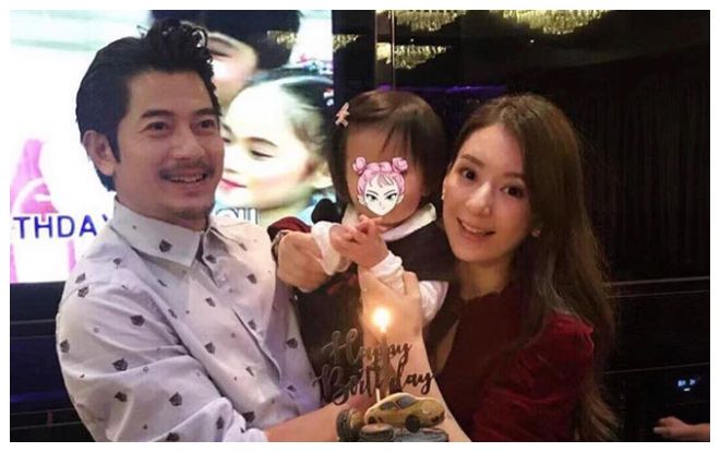 'Thiên vương HongKong' Quách Phú Thành chi hơn 14.000 USD mỗi tháng để nuôi cả nhà vợ