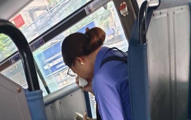 Nữ tiếp viên xe buýt bị đình chỉ vì khách 'quên mua vé' không bị xử phạt, tiếp tục được bố trí công tác