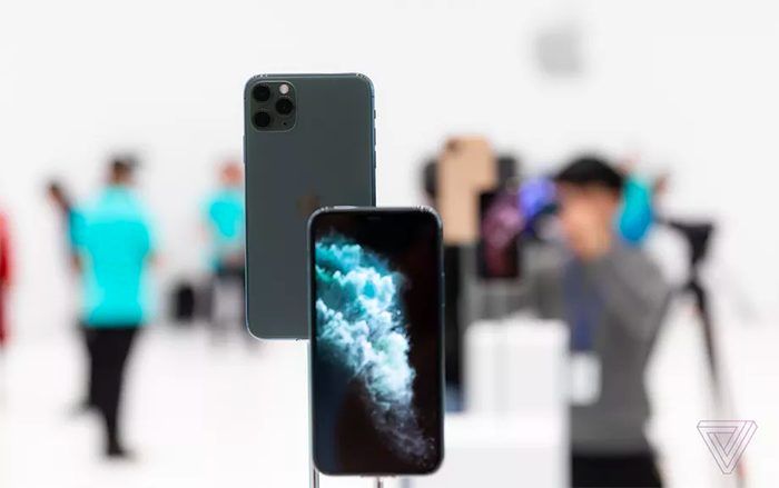 Vài giờ sau mở bán đặt trước, iPhone 11 bắt đầu cháy hàng