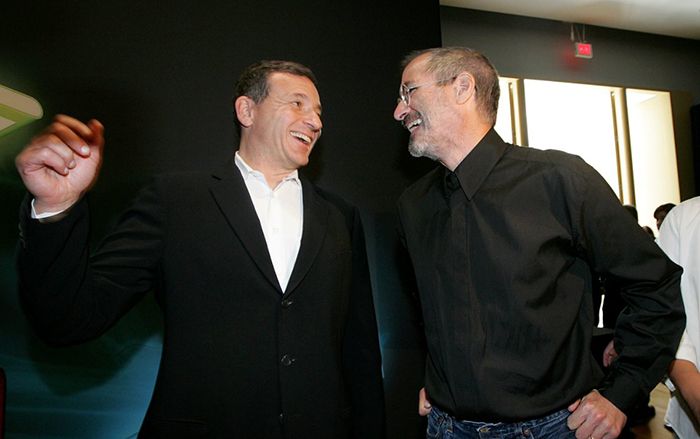 Nếu Steve Jobs còn sống, Apple có thể sáp nhập với Disney