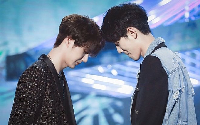 Fan Thái Lan của Tiêu Chiến - Vương Nhất Bác lên tiếng chỉ trích fan Trung gây mất trật tự, hỗn loạn khi đón thần tượng