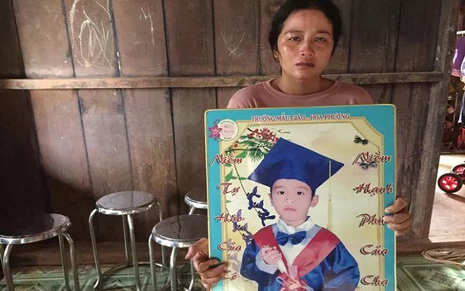 Huy động 100 người tìm kiếm bé trai 10 tuổi mất tích bí ẩn