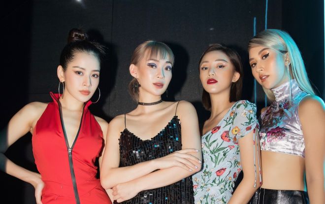 Diện váy xẻ ngực sâu chưa đủ, Chi Pu còn táo bạo hết mức khi làm điều này