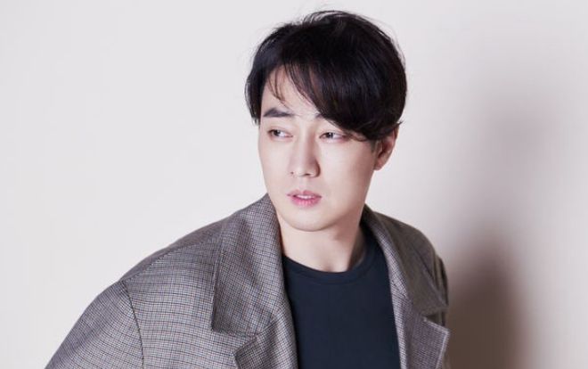 'Ông hoàng phim bi' So Ji Sub trở lại với phim kinh dị 'Confession'
