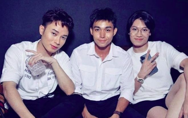 Clip: 'Tam ca áo trắng' Trúc Nhân - Jun Phạm - Quang Trung hội ngộ thể hiện hit 'Ngồi hát đỡ buồn'