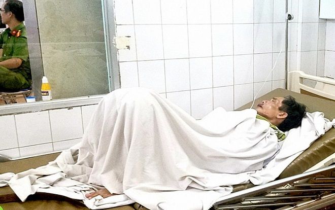 Phóng viên bị đánh dã man đến chấn thương sọ não khi đang uống cà phê cùng bạn