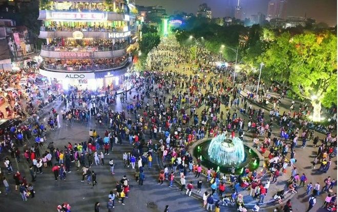 Hà Nội lên kế hoạch cấm phương tiện quanh hồ Gươm