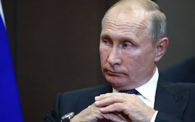 Vì sao Tổng thống Putin ghét hút thuốc?