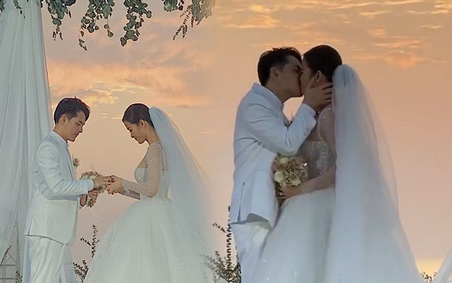 Đám cưới Đông Nhi - Ông Cao Thắng: Khoảnh khắc trao nhẫn và trao nhau nụ hôn khiến khách mời khóc vì hạnh phúc