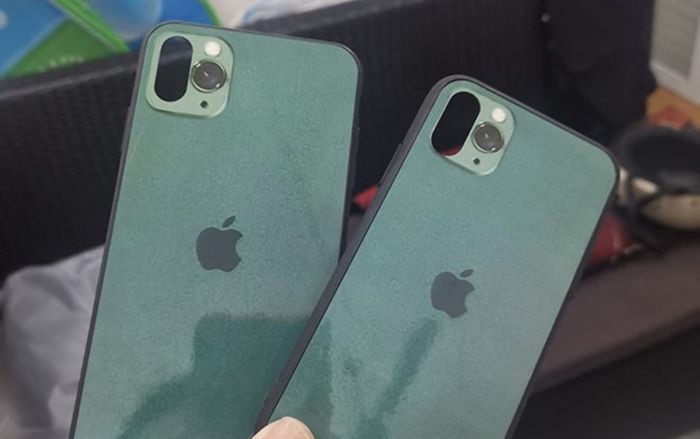 'Hô biến' iPhone đời cũ thành iPhone 11 Pro với 200.000 đồng tại VN