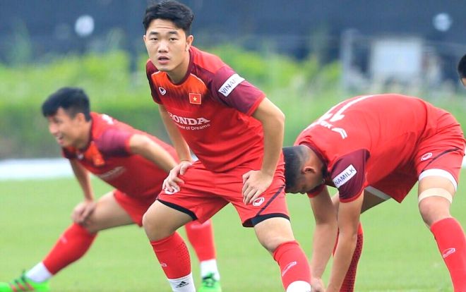 CĐV Việt Nam bày tỏ sự tiếc nuối về chấn thương của Xuân Trường