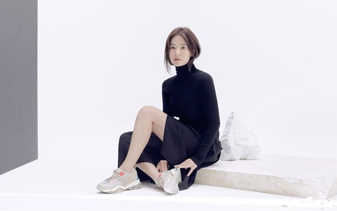 Song Hye Kyo trẻ xinh như gái đôi mươi, thân hình thon gọn sau ly hôn