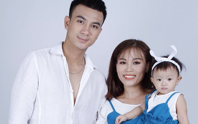 Diễn viên Dương Cường lần đầu tiết lộ mối tình lãng mạn 'cô - trò' với bà xã Thùy Trang