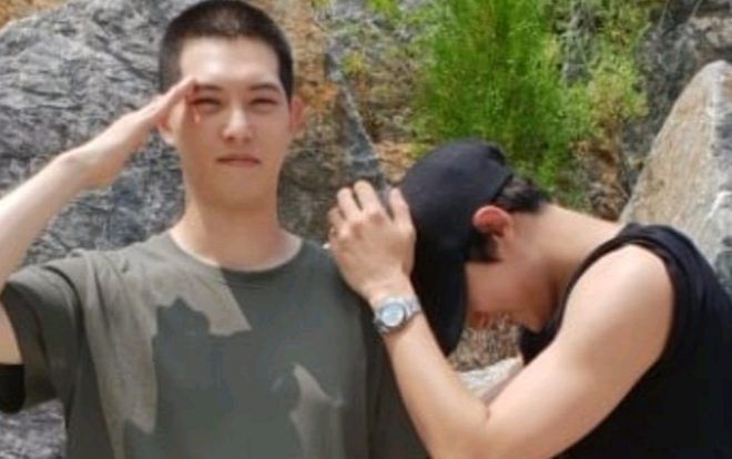 Bị đào lại ảnh cũ, Chanyeol (EXO) bất ngờ bị chỉ trích dữ dội vì có bạn liên quan đến scandal phòng chat của Jung Joonyoung