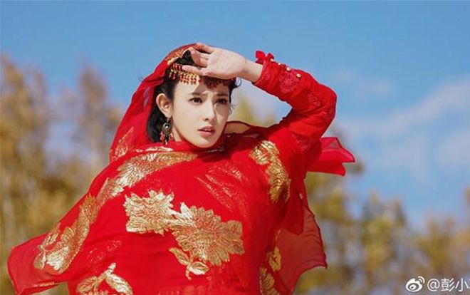 Đóng máy Đông cung đã qua 2 năm, đến bây giờ Bành Tiểu Nhiễm vẫn không có phim để quay