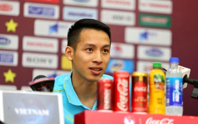 Đỗ Hùng Dũng: 'Chưa ăn ý với Tuấn Anh, ngán tiếng kèn Vuvuzela'