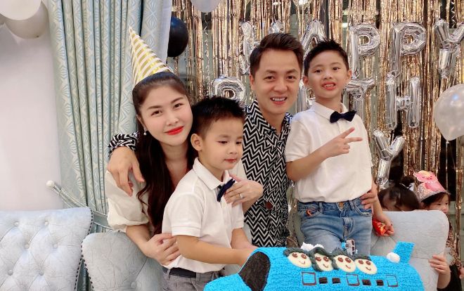 Vợ chồng Đăng Khôi -Thủy Anh tổ chức tiệc sinh nhật cho con trai trong biệt thự mới tậu