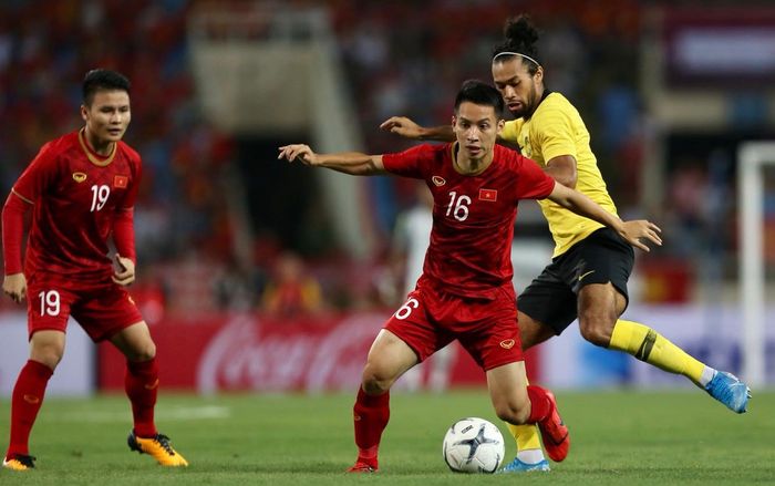 HLV Park Hang Seo hết lời khen ngợi Công Phượng