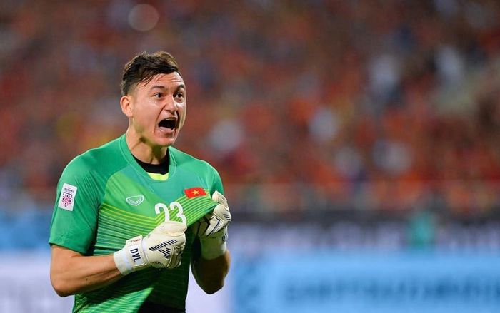 Thắng Malaysia, ĐT Việt Nam vẫn canh cánh nỗi lo Đặng Văn Lâm