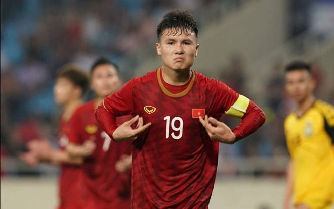 Quang Hải vui mừng tiết lộ 'người phụ nữ của đời mình' ngay sau trận đấu với Malaysia