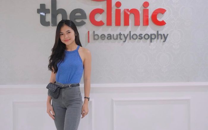 Vẻ đẹp hút hồn của bạn gái thủ môn ĐT Indonesia