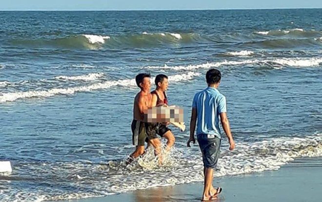 Cô gái 21 tuổi đuối nước tử vong thương tâm khi tắm biển ở Quảng Trị