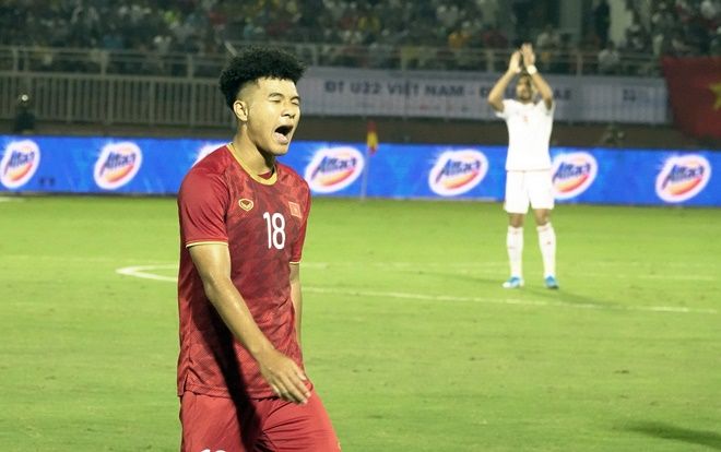 Hà Đức Chinh ghi bàn, U22 Việt Nam hòa UAE