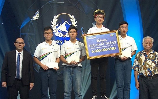 Nam sinh Hà Nội xuất sắc giành vòng nguyệt quế sau màn tranh tài kịch tính, phân định thắng thua bằng câu hỏi phụ tại Đường lên đỉnh Olympia