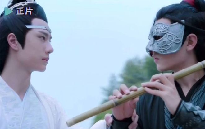 Vì sao diễn viên đóng phim chỉ quay 'nửa người trên'? Đây là lý do khiến bạn không thể không phì cười