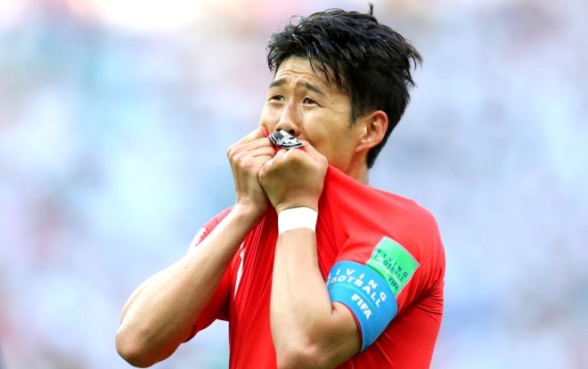 'Nếu đá thắng Triều Tiên, Son Heung-min sẽ gãy chân'