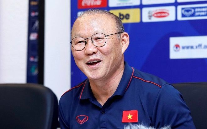 Mới hơn nửa năm, Park Hang Seo gián tiếp khiến 2 HLV Thái Lan mất việc