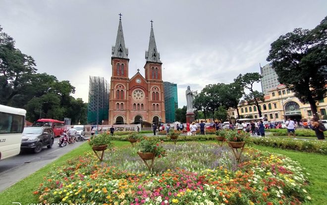 Hướng dẫn chụp hình sống ảo 'chất như nước cất' khi đi chơi bằng Realme 5 Pro