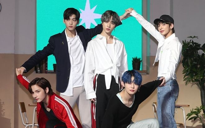 Cập nhật họp báo ra mắt album đầu tay của TXT: 'Sẽ không làm xấu hổ danh xưng đàn em BTS'