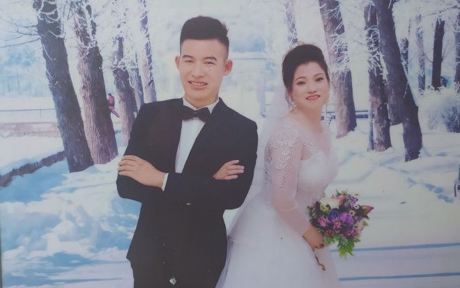 Chú rể 20 kết hôn với cô dâu 41 tuổi: ‘Nhiều người nói tôi lấy vợ già vì cô ấy có nhiều đất, điều đó hoàn toàn không đúng’