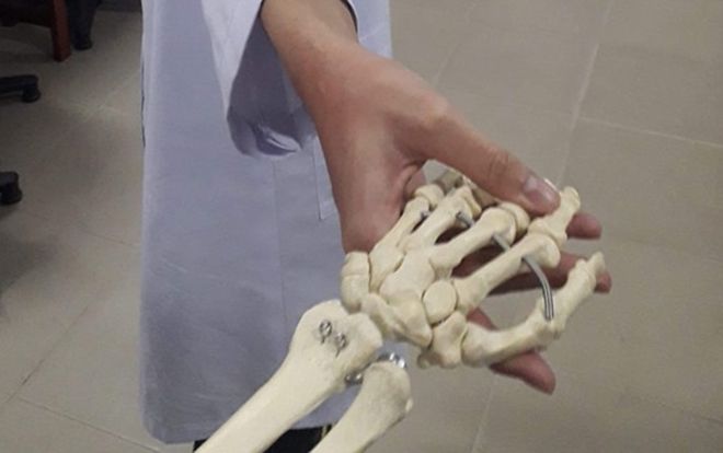 Nỗi khổ của sinh viên trường Y: Khi quá cô đơn, con người ta thường… trở nên kỳ cục