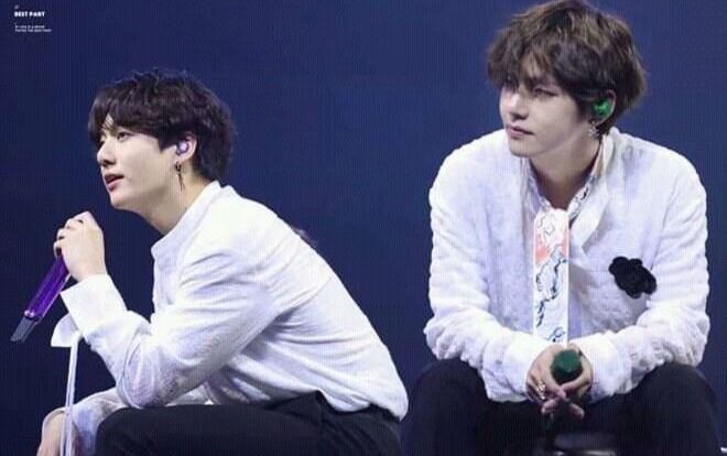 Cư dân mạng share 'rần rần' khoảnh khắc cưng xỉu của V và Jungkook (BTS)