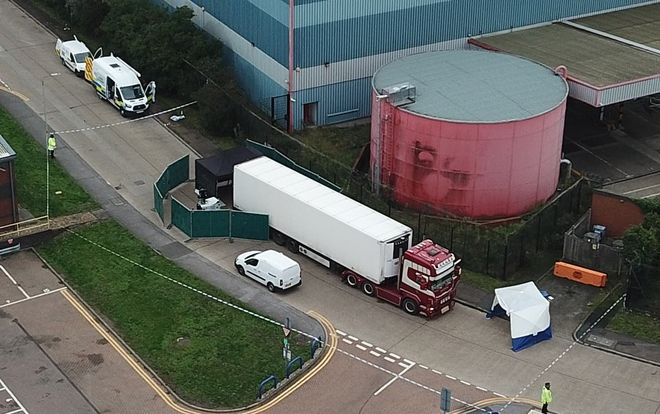 Vụ 39 thi thể trong thùng xe tải ở Anh: Các nạn nhân có thể đã chết cóng ở -25 độ C