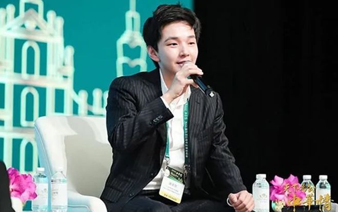 Chàng trai 24 tuổi trở thành tỷ phú chỉ sau một đêm, giàu hơn cả Tổng thống Donald Trump