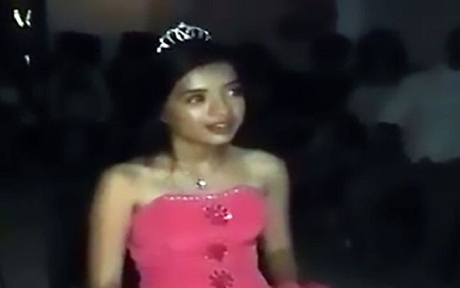 Cuộc sống uể oải của 'công chúa ngủ trong rừng' ngoài đời thật