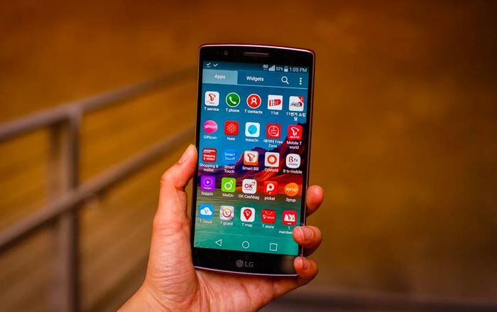 Đi trước hơn Apple, Samsung nhiều năm nhưng LG lại 'lận đận' trên sân chơi di động