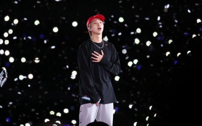 Knet nghẹn ngào chia sẻ khoảnh khắc nhắn nhủ fan của RM (BTS)