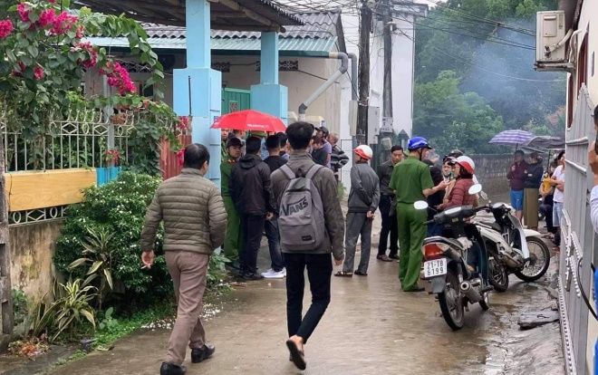 Nghi án chồng cũ cầm dao sát hại vợ trong bếp do mâu thuẫn rồi ra công an tự thú